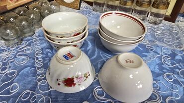 свит бокс: Пиалки СССР новые, 3 штуки по 60с., Китай времен СССР, 4 по 50с