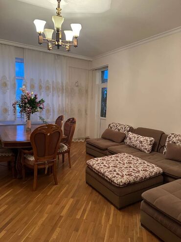 Uzunmüddətli kirayə mənzillər: Neftçilər metrosu,Lotos ticaraet merkezinin arxasinda, 16 mərtəbəli — 2