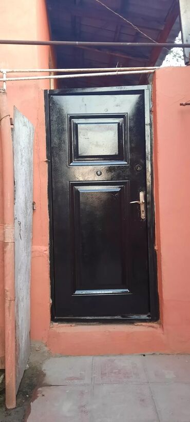 Uzunmüddətli kirayə mənzillər: 2 otaqlı. Biləcəri qəs. ploşadın yanı. Işləyən adamlara verilir — 8