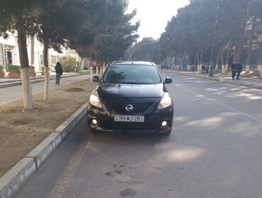 nissan sunny: Nissan Sunny: 1.5 l | 2013 il Hetçbek