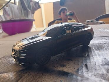 yumru taxt modelleri: Diecast orginal modelka