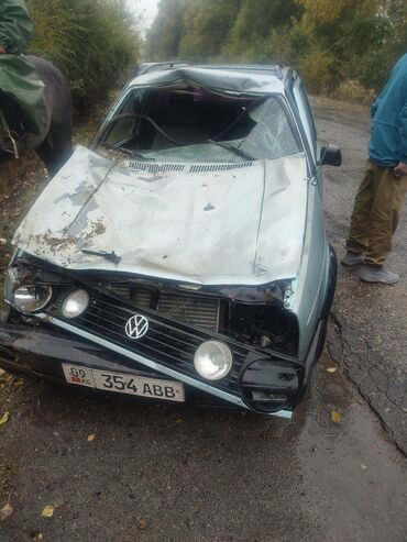 генераторы на авто: Volkswagen Golf: 1990 г., Хэтчбэк