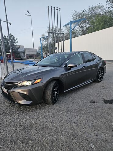 Toyota: Toyota Camry: 2018 г., 2.5 л, Автомат, Бензин, Седан