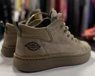 Ботинки: Рабочие и треккинговые ботинки 1) Caterpillar (CAT) Steel Toe - — 18