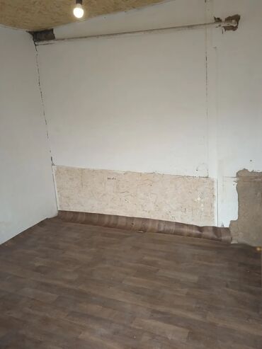 аренда апарат: 7 м², Без мебели
