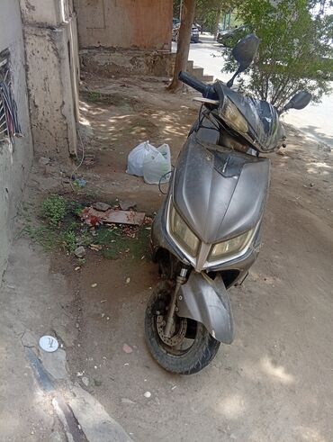 RKS - blazzer, 50 sm3, 2023 il, 15800 km