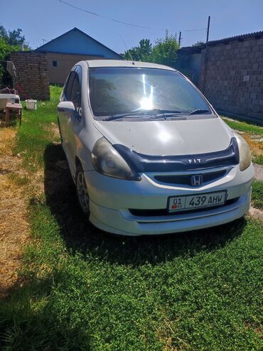 купить автомобиль маз в бишкеке: Honda Fit: 2002 г., 1.3 л, Вариатор, Бензин, Седан