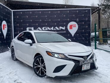 Toyota: Toyota Camry: 2018 г., 2 л, Автомат, Бензин