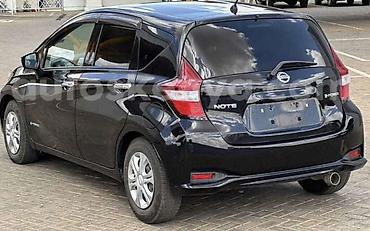 топаз авто: Nissan Note e-POWER, qara rəng, hetçbek gövdə. Hazir lizingdedi 31 ay — 1