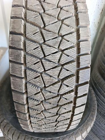 205 70 17: Зимние шины Bridgestone Blizzak DM-V2 - Размер: 265/70 R17 - Индексы — 2
