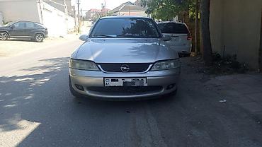 opel karobka: Opel Vectra: 2 l | 1999 il 194000 km Sedan — 2