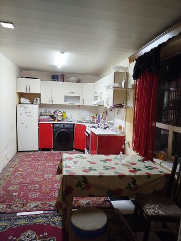 Həyət evləri və villaların satışı: Balaxanı qəs. 3 otaqlı, 300 kv. m, Kredit yoxdur, Orta təmir