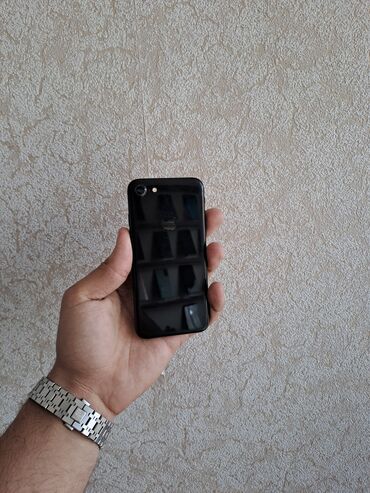 super telefon: IPhone 7, 128 GB, Jet Black, Barmaq izi