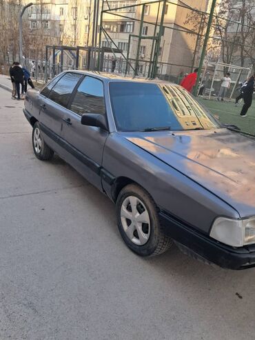 Audi: Audi 100: 2.3 л, Механика, Бензин, Седан