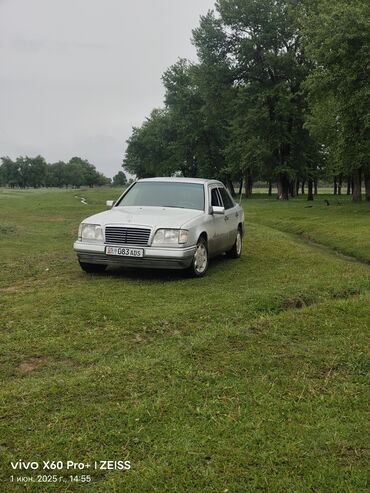 задний фонарь мерседес 124: Mercedes-Benz W124: 1994 г., 2.2 л, Механика, Бензин, Седан