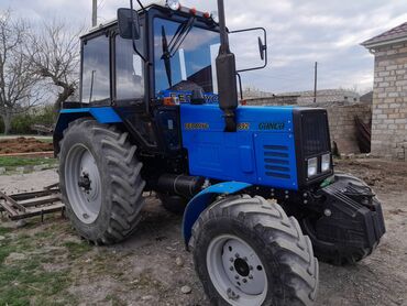 aqrolizinq kredit traktor: Hamsi birlikde 27000 azn traktor salafannan özümdedi