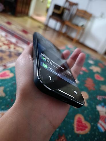 сколько стоит айфон 15: IPhone с двумя основными камерами и экраном с Dynamic Island - Цвет — 3