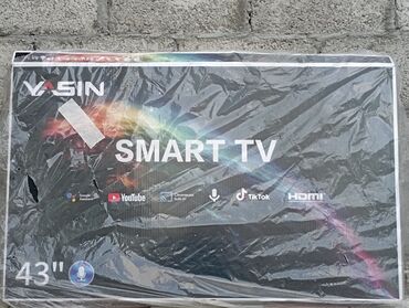 срочно продаётся: Телевизор Yasin Smart TV 43 (трещина на экране, работает) Продаю