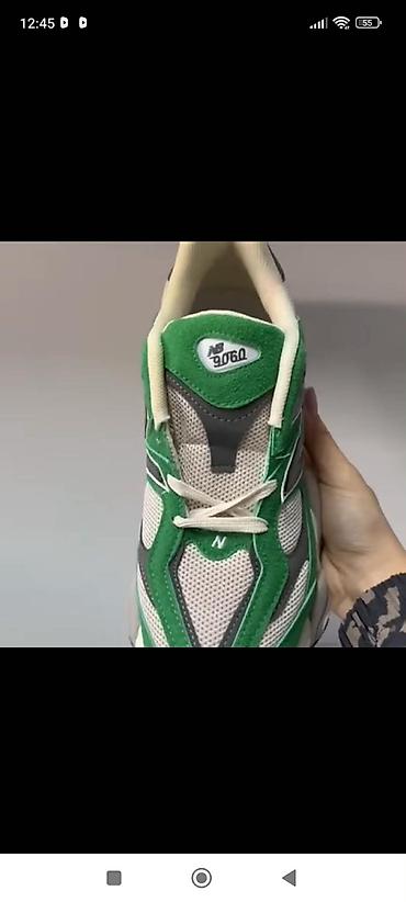 Patike: 40-45 4900 crne su 36-44 ostale 40 do 44 — 4