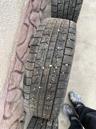 Шины: Шины 205 / 65 / R 16, Зима, Б/у, Комплект, Легковые, Корея, Roadstone — 6