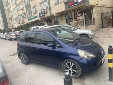 Honda: Honda Fit: 2003 г., 1.3 л, Вариатор, Бензин, Хэтчбэк