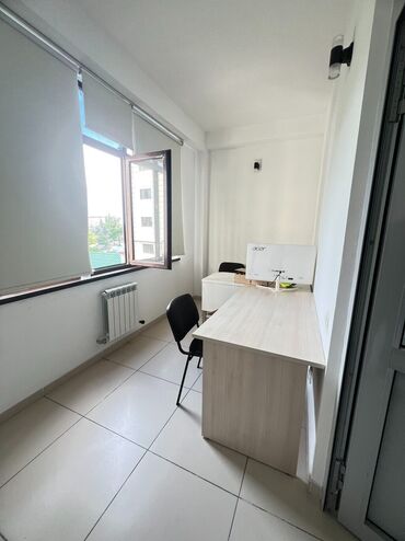 аренда стоматологических кабинетов: Сдаю Офис, 52 м², В бизнес центре, 1 линия