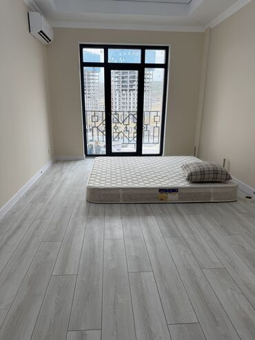 Продажа квартир: 2 комнаты, 79 м², Элитка, 12 этаж, Евроремонт