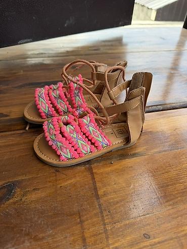 Другая женская обувь: Срочно Набор обуви Среди них есть не ношеные Продаю все одним лотом — 6