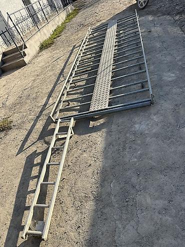 Крышки багажника и комплектующие: Крышка багажника Mercedes-Benz, 2012 г., Б/у, Оригинал — 9