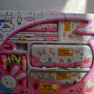 Qələm qabları: Set şəklində uşaqlar üçün xəttkeş yontan karandaş penal pozan — 3