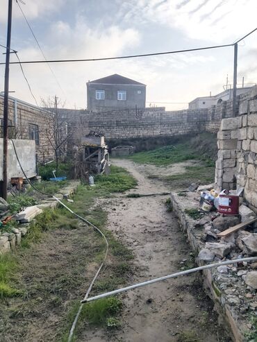 Həyət evləri və villaların satışı: Satılır: Həyət evi (şəkillərdə göstərilən) - Geniş mətbəx: asma — 9