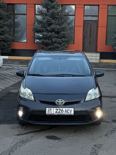 тайота ярис 2: Toyota Prius: 2011 г., 1.8 л, Робот, Гибрид, Седан