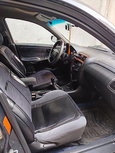Mazda: Mazda 626: 1997 г., 2 л, Механика, Бензин, Хэтчбэк — 8
