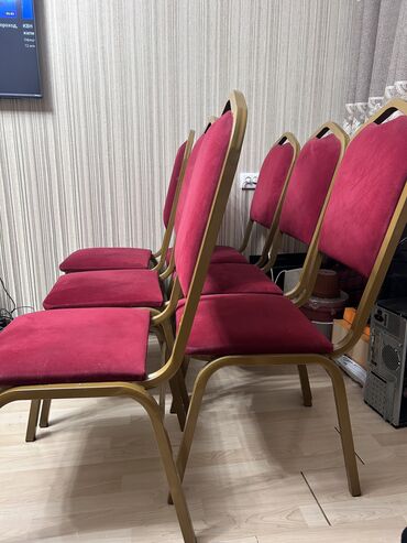 стулья на калесах: Отургучтар Колдонулган
