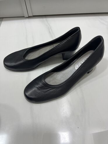 36 размер обувь: Туфли 36, цвет - Черный