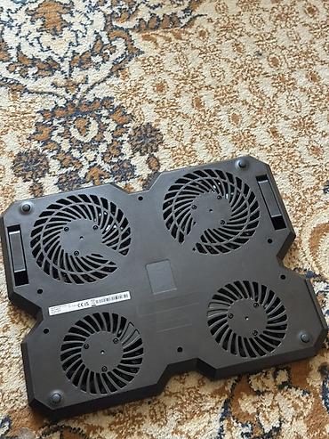 Охлаждающая подставка для ноутбука Deepcool (4 вентилятора) -