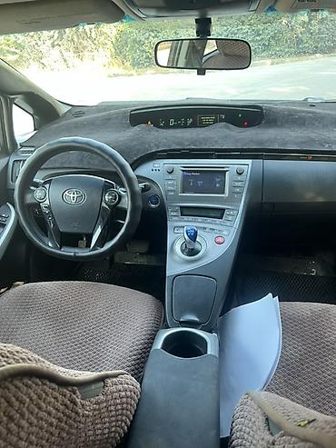 jetour dashing: Toyota Prius: 2013 г., 1.8 л, Автомат, Гибрид, Хэтчбэк — 10