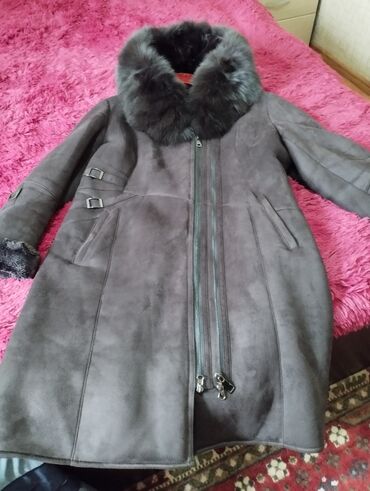 Paltolar: Qadınlar üçün uzun kürklü plaş/duxovka və tülkü boğazlı dublyonka — 2