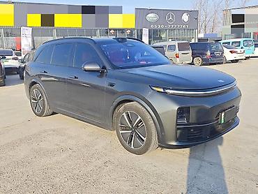Lixiang: Lixiang L7: 2024 г., 1.5 л, Типтроник, Гибрид, Лимузин — 5