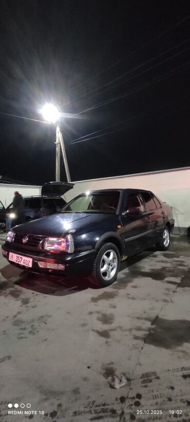 дефлекторы на авто: Volkswagen Vento: 1993 г., 1.8 л, Механика, Бензин, Седан