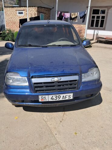 машина шевролет: Chevrolet Niva: 2006 г., 1.6 л, Механика, Бензин, Седан