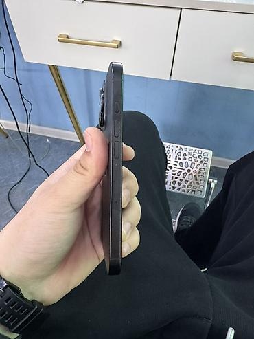 Apple iPhone: IPhone 16 Pro, Б/у, 256 ГБ, Black Titanium, Кабель, Чехол, 90 % — 4