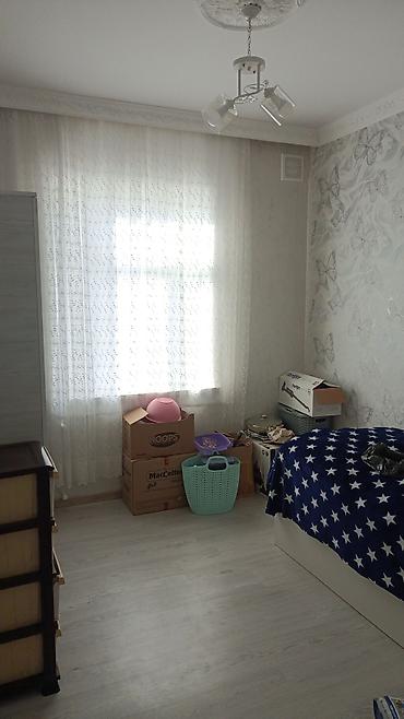 real emlak: 2 sota yaxın yerdə 76 kv olan evdir .evin 80 faizi hazırdı.suyu işığı — 4