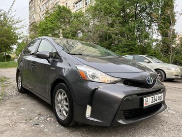Toyota: Toyota Prius: 2016 г., 1.8 л, Автомат, Гибрид, Универсал