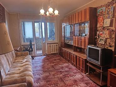 Батирлерди сатуу: 2 бөлмө, 44 м², 3-мкр 104-серия, 3 кабат — 5