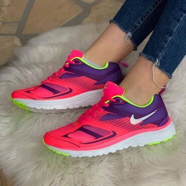 nike dn: Nike patike za trening

Novo
Brojevi 36 do 40