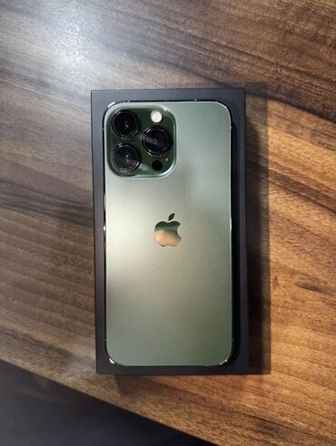 13 pro 256: IPhone 13 Pro, Б/у, 256 ГБ, Alpine Green, Защитное стекло, Чехол, Коробка, 84 %