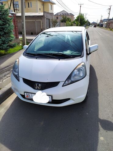Honda: Honda Fit: 2010 г., 1.3 л, Вариатор, Бензин, Хэтчбэк