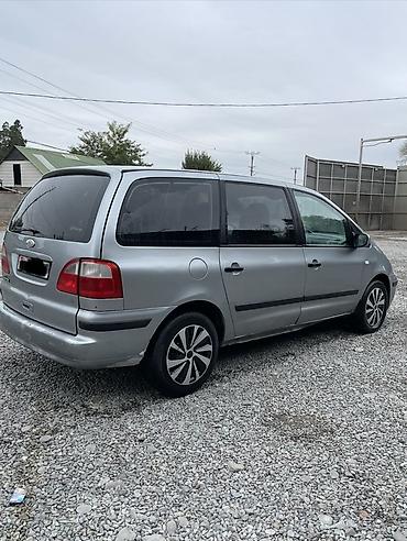 Ford: Ford Galaxy: 2002 г., 2 л, Механика, Бензин, Минивэн — 3