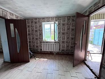 Долгосрочная аренда домов: 27 м², 3 комнаты, Парковка — 7